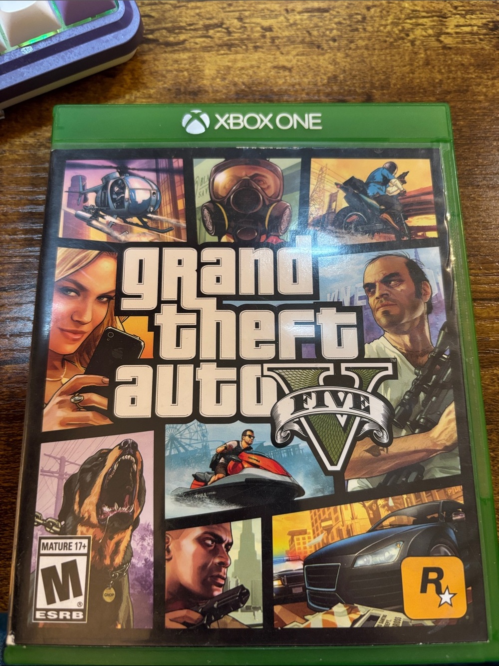 Grand Theft Auto V (Green)